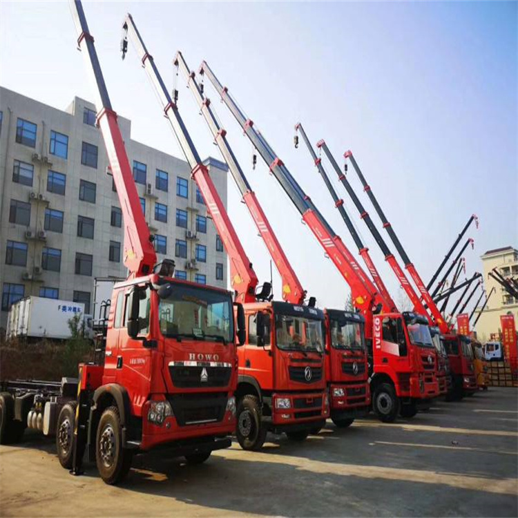 新野租专业吊车电话