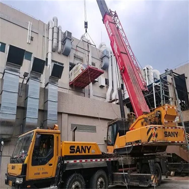 新野租赁大型汽车吊，助力工程项目高效进行