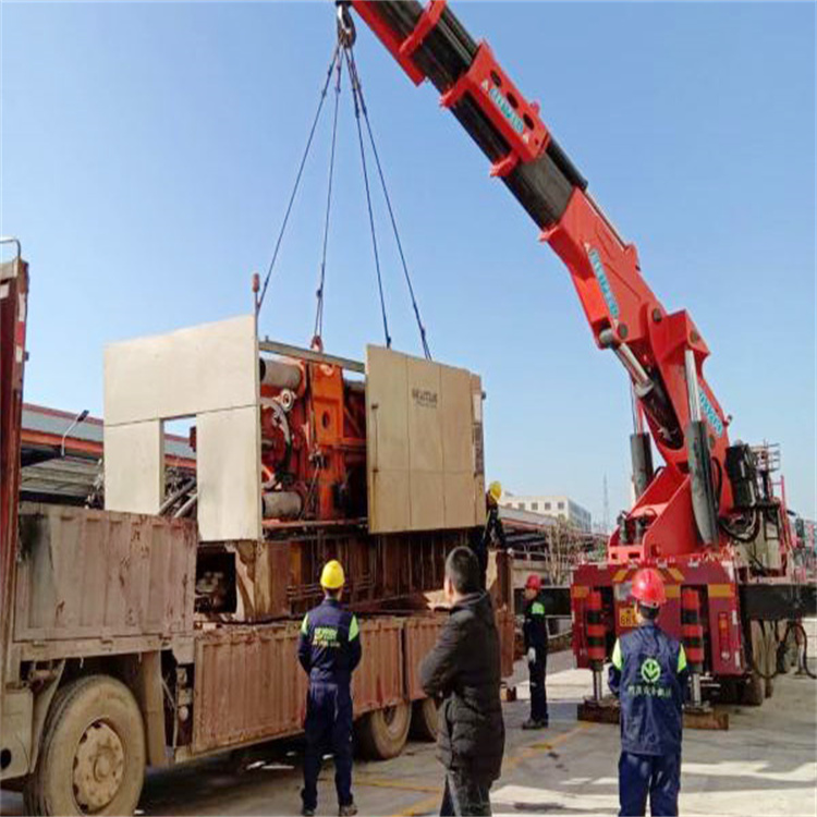 新野折臂随车吊出租