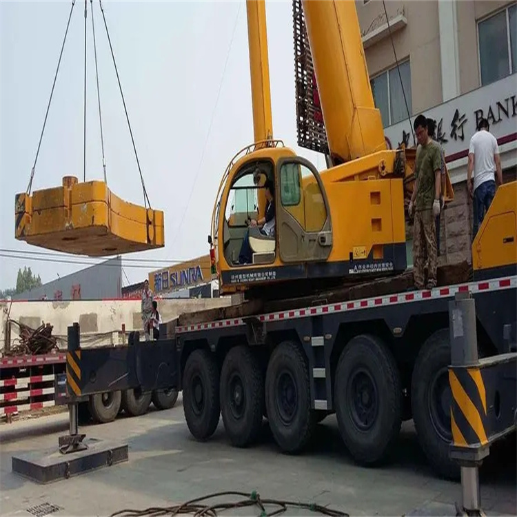 新野当地吊车出租|机器吊装|75吨|工厂搬迁服务