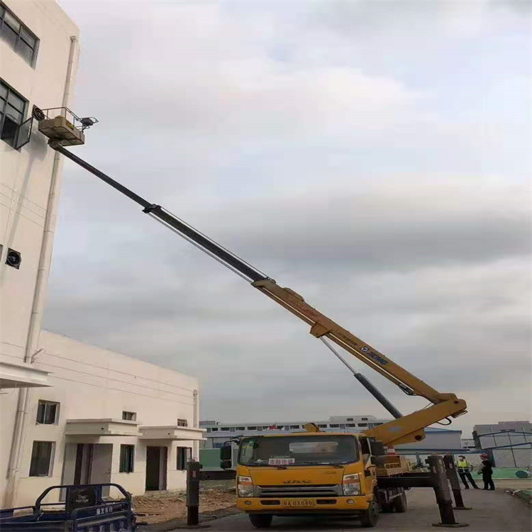 新野附近高空车出租|市政施工/设备安装专用|随叫随到|亿立达设备租赁